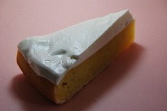 季節限定さつまいものケーキ